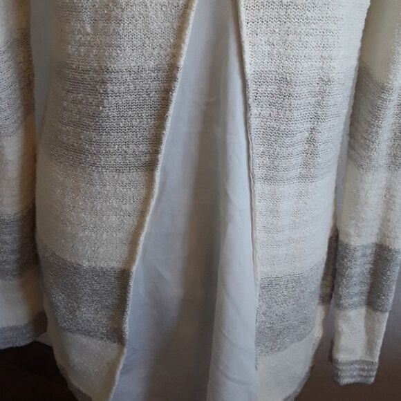 Calvin Klein Lightweight Striped Pullover Off White Gray Sweater - Picture 5 of 7